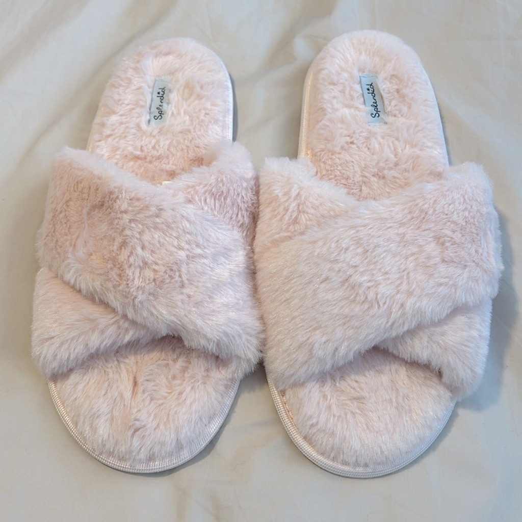 Splendid Faux Fur Criss Cross Slippers M/L